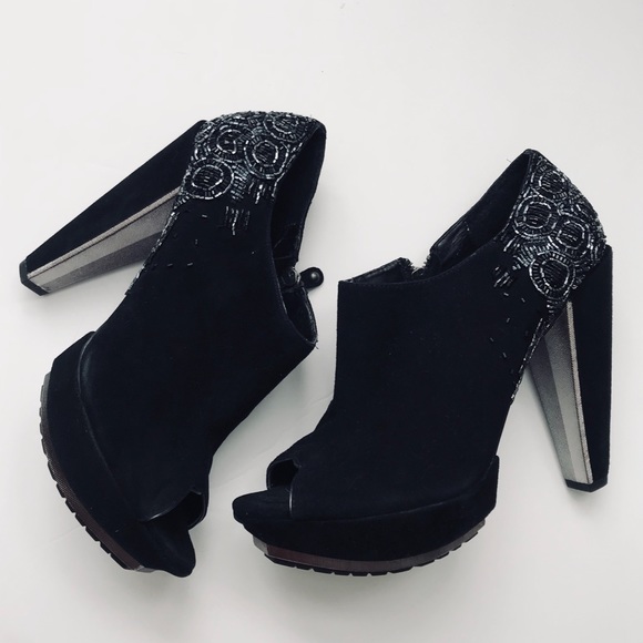 Sam Edelman Una Embellished Black Peep Toe Heels - Picture 2 of 8